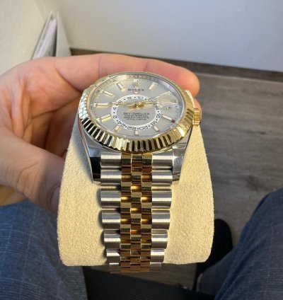 Rolex Sky-dweller Fullset Ungetragen 2024