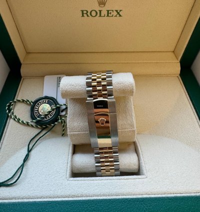 Rolex Sky-dweller Fullset Ungetragen 2024
