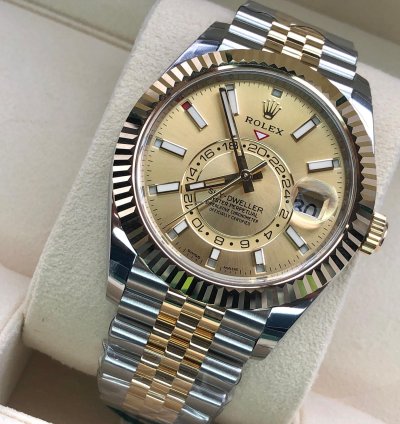 Rolex Sky-dweller Gold Champagne Dial Jubilee