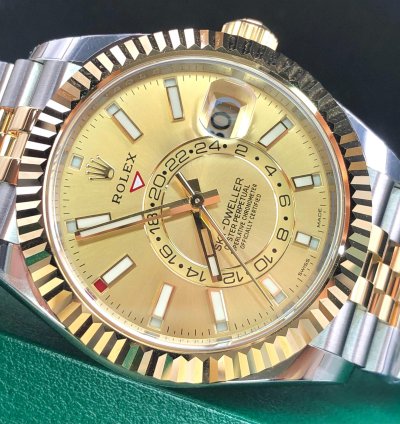 Rolex Sky-dweller Gold Champagne Dial Jubilee