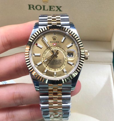 Rolex Sky-dweller Gold Champagne Dial Jubilee