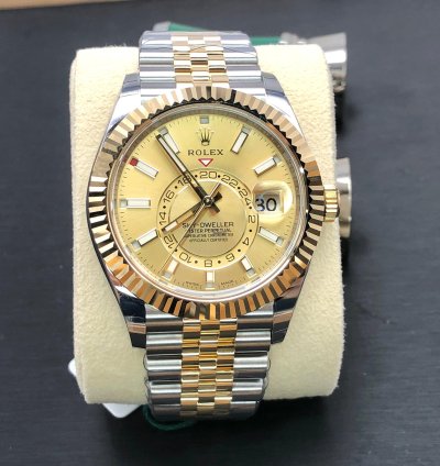 Rolex Sky-dweller Gold Champagne Dial Jubilee