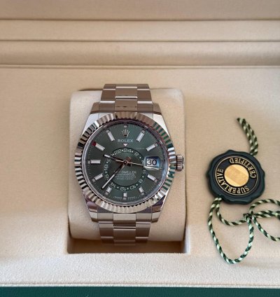 Rolex Sky-dweller Green 2024