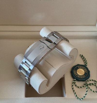 Rolex Sky-dweller Green 2024