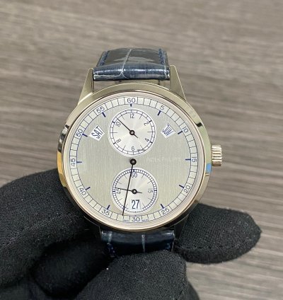 Patek Philippe Annual Calendar 5235g-001 White Gold Annual Calendar
