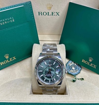 Rolex Sky-dweller Green Dial Oyster Bracelet 2024