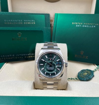Rolex Sky-dweller Green Dial Oyster Bracelet 336934 Unworn 2025