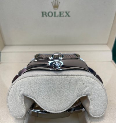 Rolex Sky-dweller Green Dial Oyster Unworn