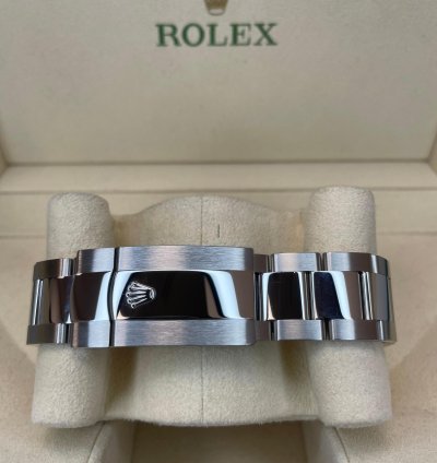 Rolex Sky-dweller Green Dial Oyster Unworn