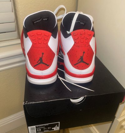 Ds Jordan 4 Red Cement