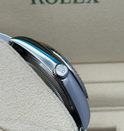 Rolex Sky-dweller Green Oyster