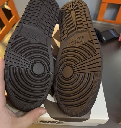 Ds Travis Scott Velvet Brown Air Jordan 1 Low Og Sp