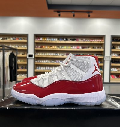 77579 Jordan 11 Retro Cherry 2023