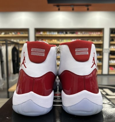 77579 Jordan 11 Retro Cherry 2023