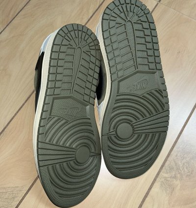 Jordan 1 Low Travis Scott Medium Olive