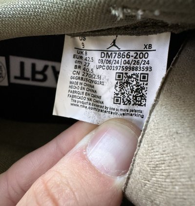 Jordan 1 Low Travis Scott Medium Olive Size 9
