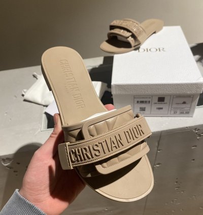 Black Week Dior Dioevolution Slide