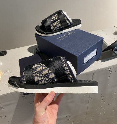Bnwt Dior Alpha Slide Oblique Jacquard