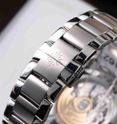 Patek Philippe Annual Calendar Chronograph 5905 1a-001 - 2023