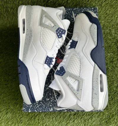 Jordan 4 Retro Midnight Navy