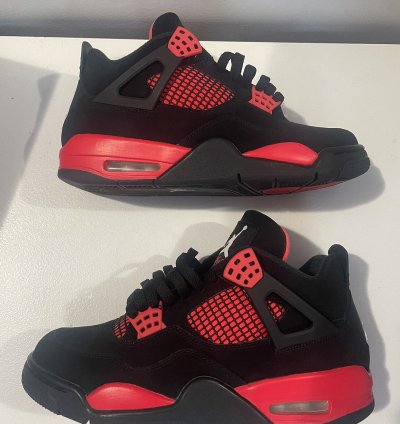 Jordan 4 Retro Red Thunder