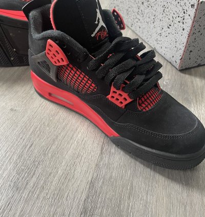 Jordan 4 Retro Red Thunder