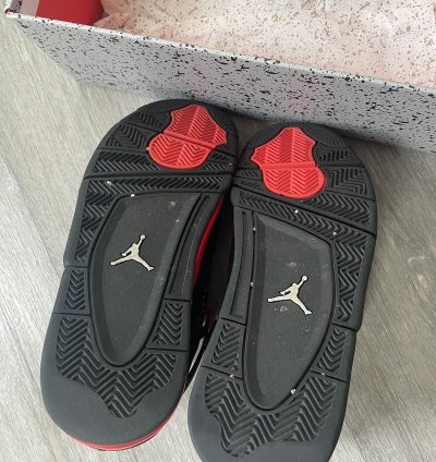 Jordan 4 Retro Red Thunder