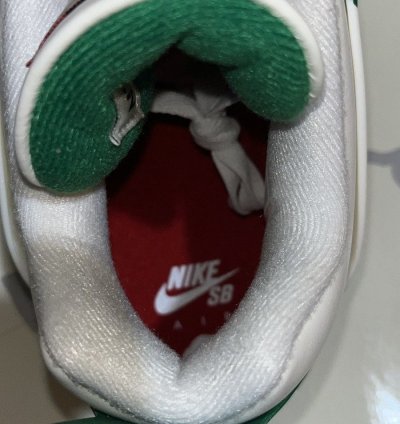 Jordan 4 Sb Pine Green