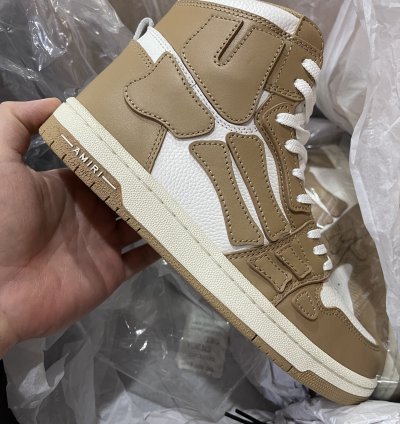 Bone Sneaker Hi Top
