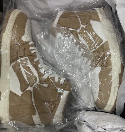 Bone Sneaker Hi Top