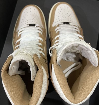 Bone Sneaker Hi Top
