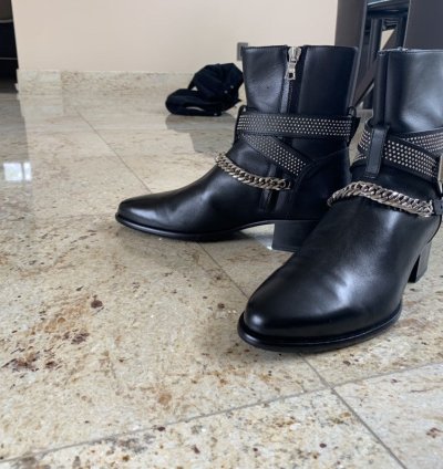 Boots With Chain Detail