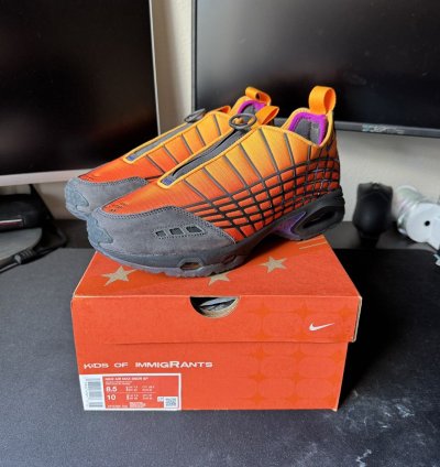 Kids Of Immigrants Nike Sndr Sp Sz 8 5