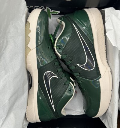 Kobe 4 Iv Undefeated Bucks Size 11