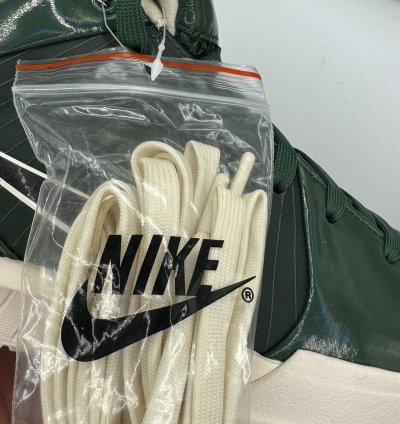 Kobe 4 Iv Undefeated Bucks Size 11