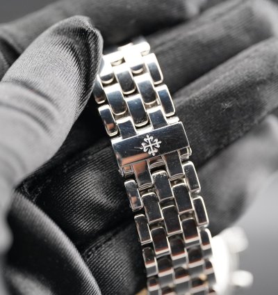 Patek Philippe Annual Calendar Chronograph 5960 1a-001
