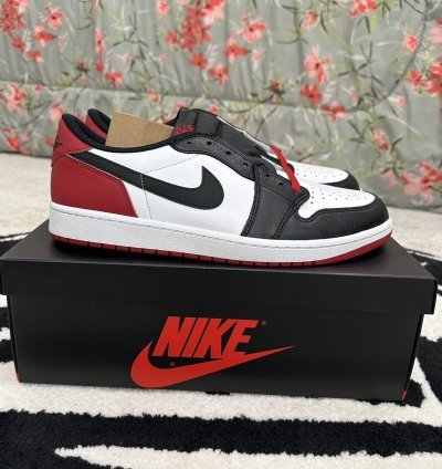 Air Jordan 1 Low Og Black Toe