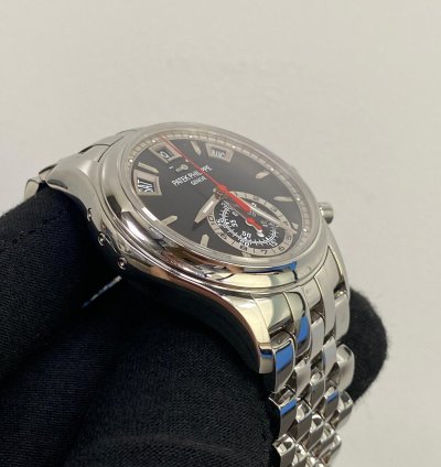 Patek Philippe Annual Calendar Chronograph 5960 1a-010 Annual Calendar Chronograph