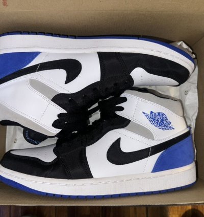 Air Jordan 1 Mid Se