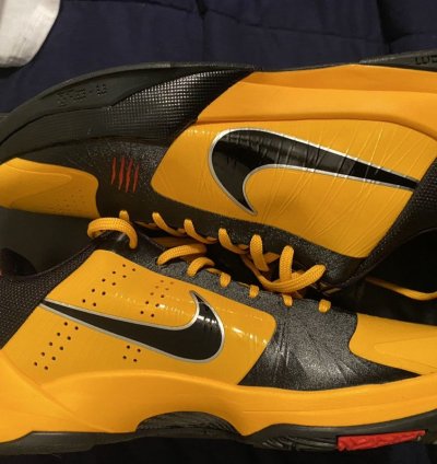 Kobe 5 Protro Bruce Lee
