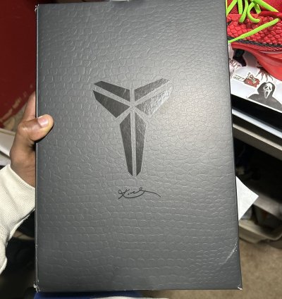 Kobe 6 Protobreverse Grinch