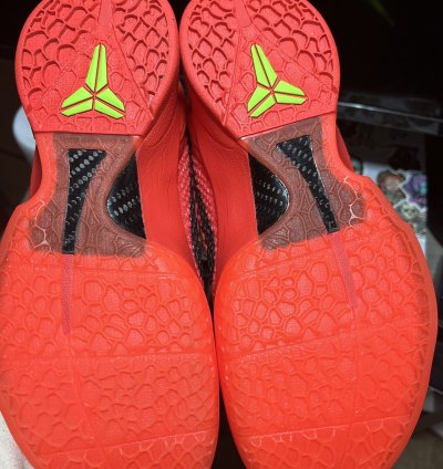 Kobe 6 Protobreverse Grinch
