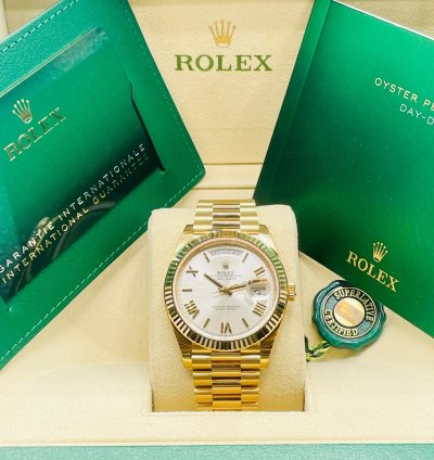 Rolex Day-date 40 Yellowgold 18kt Silver Dial Box Papers 2021 New Fully Stickers With Qr Code