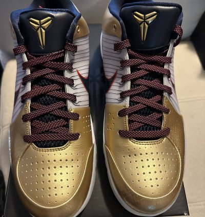 Kobe Iv Protro Gold Medal