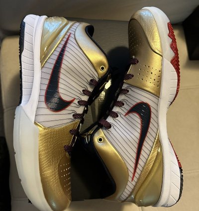 Kobe Iv Protro Gold Medal
