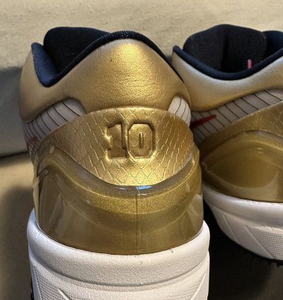 Kobe Iv Protro Gold Medal
