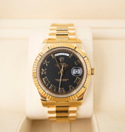 Rolex Day-date Ii 41mm Fluted Bezel Yellow Gold Black Roman Dial Presidential 218238