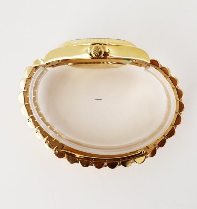 Rolex Day-date Ii 41mm Fluted Bezel Yellow Gold Black Roman Dial Presidential 218238