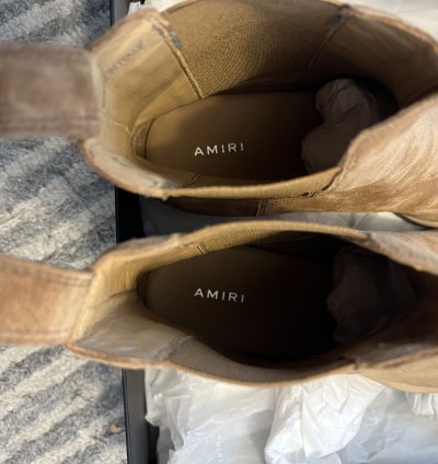 Chelsea Crepe Sole Boot
