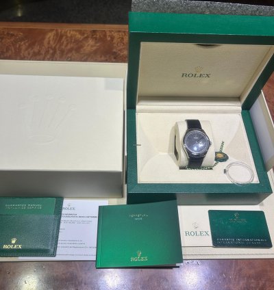 Rolex 1908 White Gold 18kt Black Dial